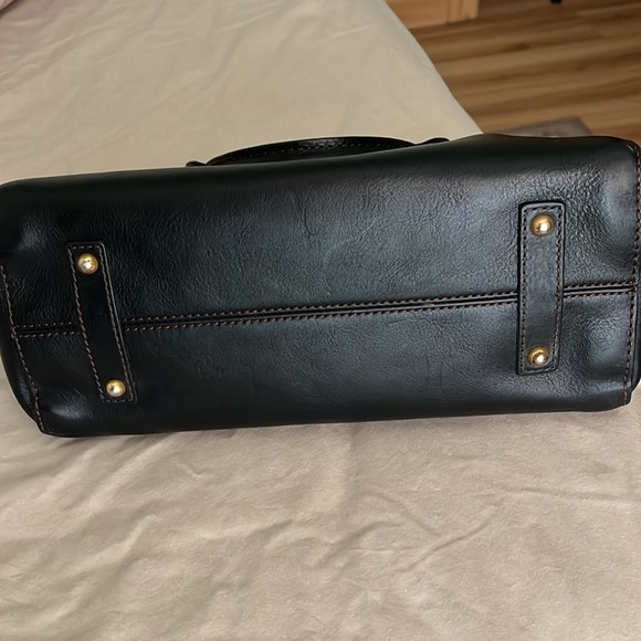 Dooney & Bourke Florentine Satchel very good condition. - Picture 3 of 9